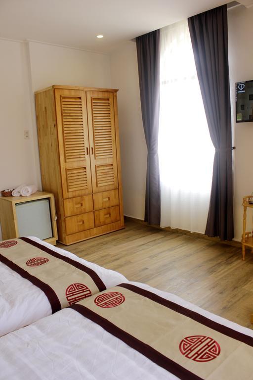 Binh Yen Hotel Да Лат Екстериор снимка