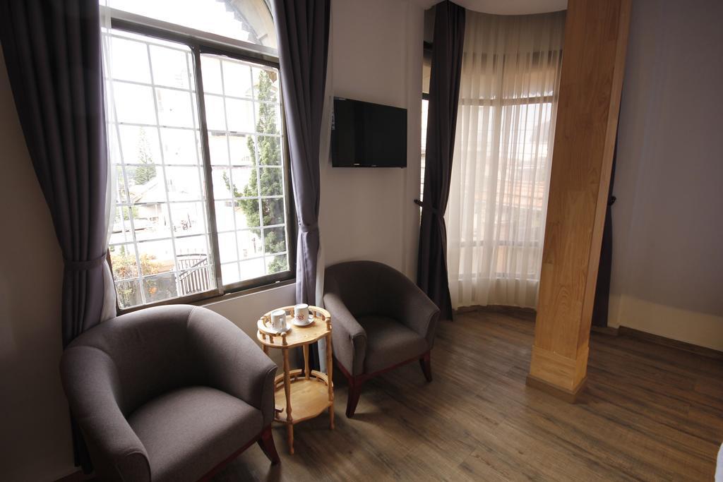 Binh Yen Hotel Да Лат Екстериор снимка