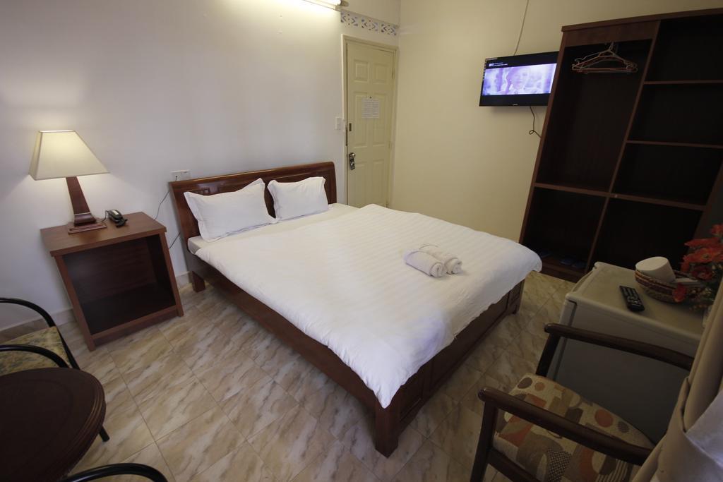 Binh Yen Hotel Да Лат Екстериор снимка