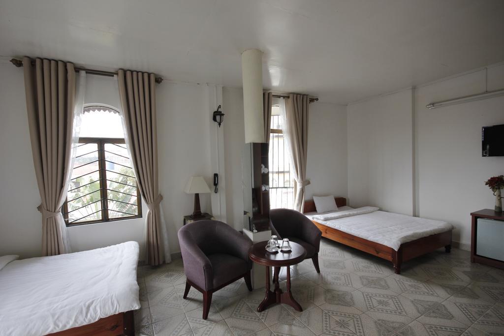 Binh Yen Hotel Да Лат Екстериор снимка