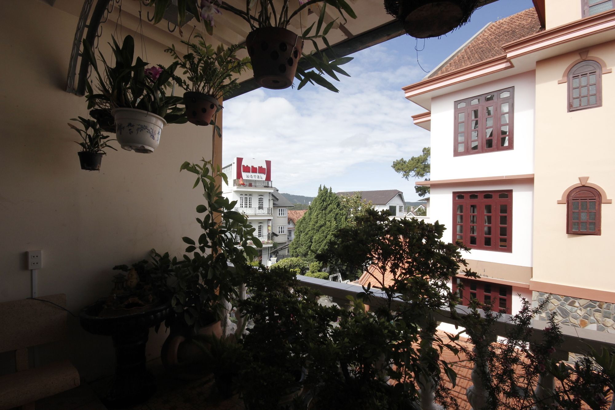 Binh Yen Hotel Да Лат Екстериор снимка